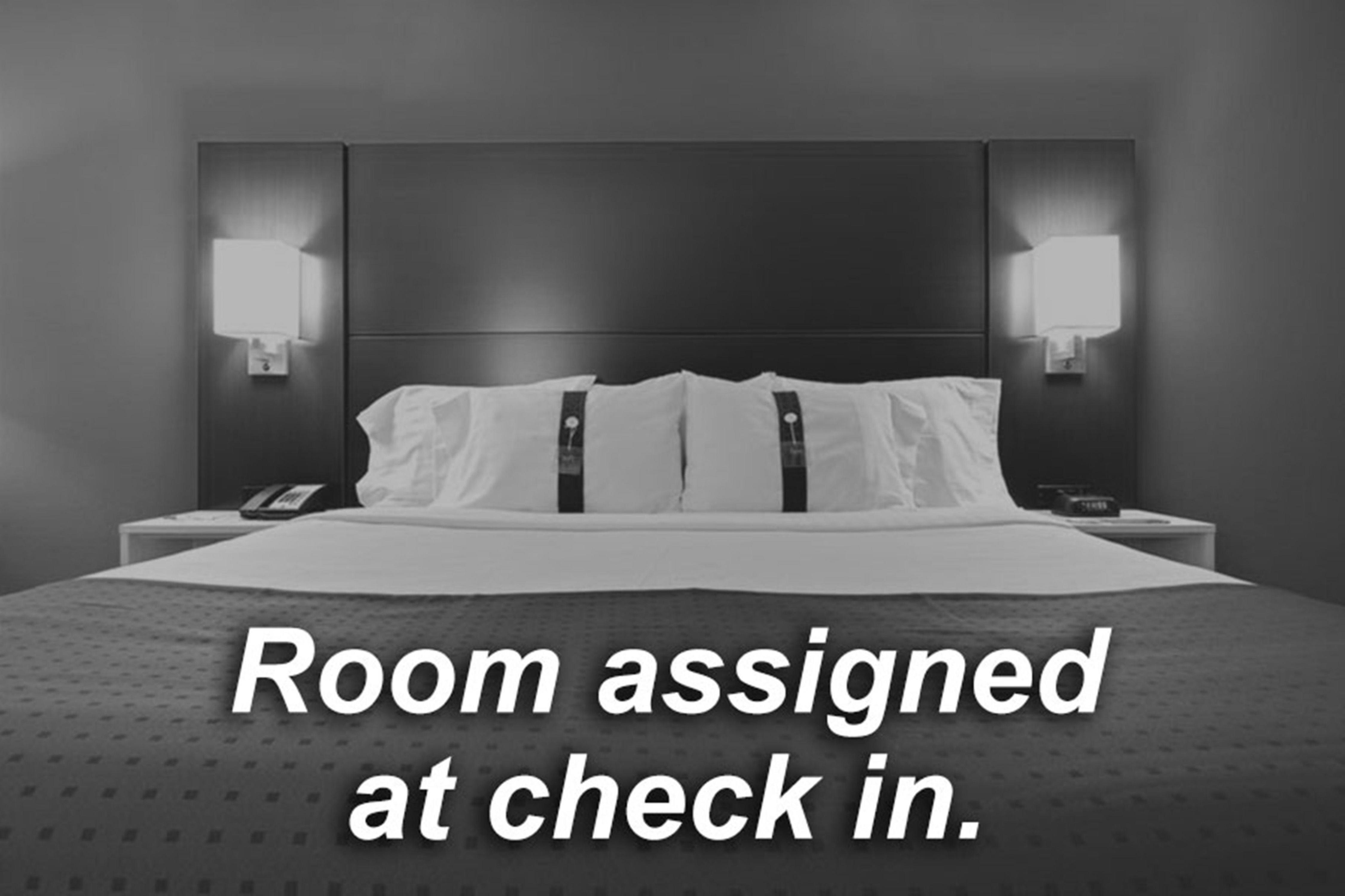 Holiday Inn Express Hotel & Suites Panama City-Tyndall Bagian luar foto
