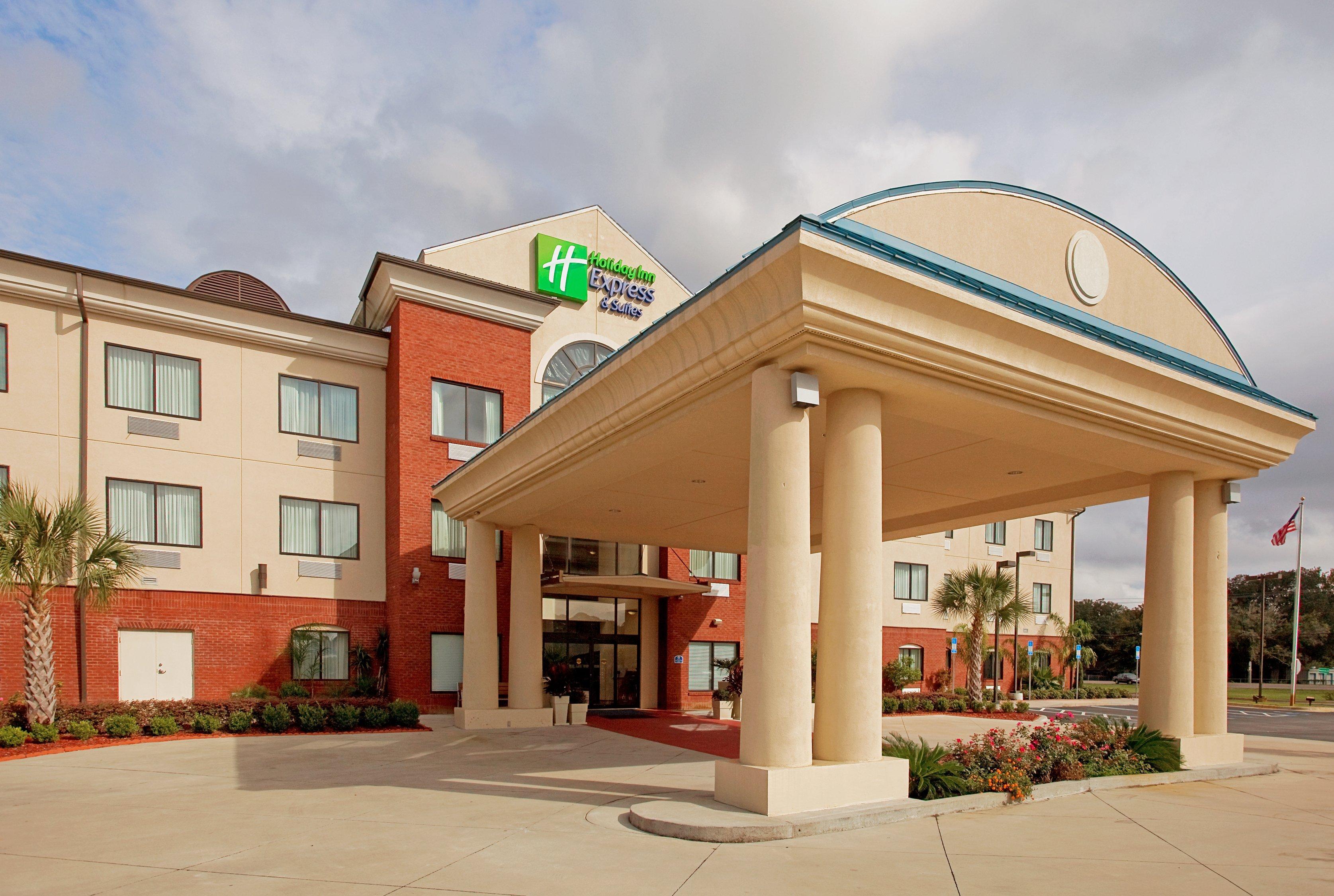 Holiday Inn Express Hotel & Suites Panama City-Tyndall Bagian luar foto